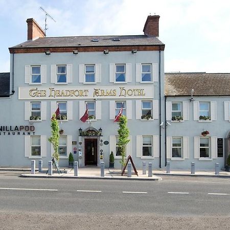 Headfort Arms Hotel เคลส์ ภายนอก รูปภาพ